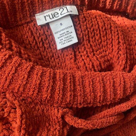 NWOT • Burnt Orange Lace Up V-Neck Cable Knit Sweater - Picture 5 of 5